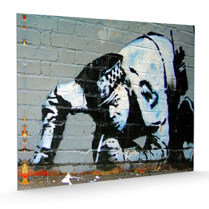 Alubild - Schauender Polizist