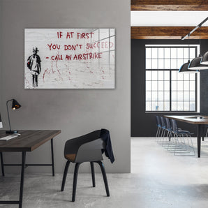 Glasbild - Call an Airstrike
