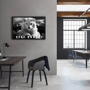 Poster im Rahmen - Stay Hungry - White Lion
